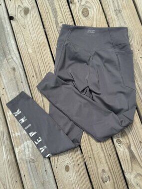 VS PINK Active Gray Leggings High Rise Athleisure Clean Girl Gym SZ S 3302